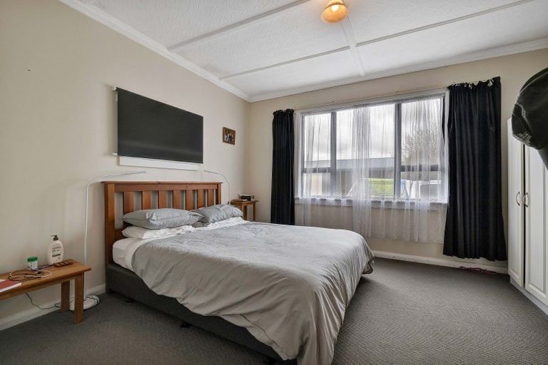Photo of property in 275 Henwood Road, Paraite, New Plymouth, 4372