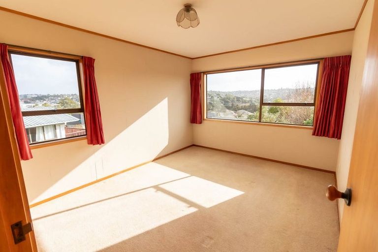 Photo of property in 85 Kennedy Avenue, Forrest Hill, Auckland, 0620