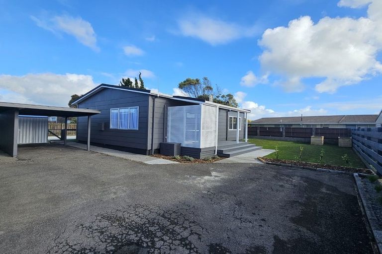 Photo of property in 2/18 Trimble Place, Bell Block, New Plymouth, 4312