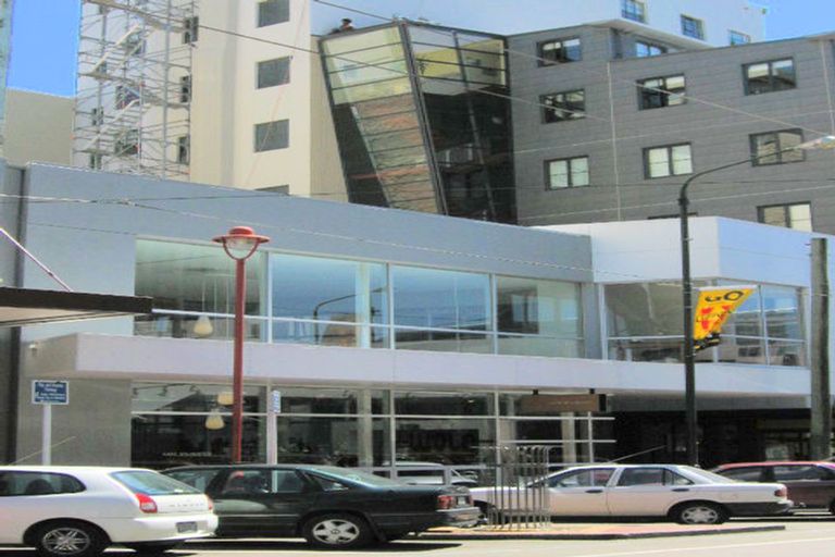 Photo of property in Columbia Apartments, 5/32 Cuba Street, Te Aro, Wellington, 6011