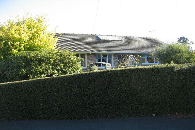 Photo of property in 20 Shulma Street, Abbotsford, Dunedin, 9018