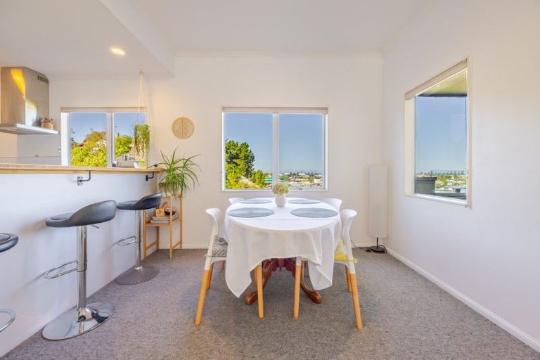 Photo of property in 7 Guys Hill Road, Hospital Hill, Napier, 4110