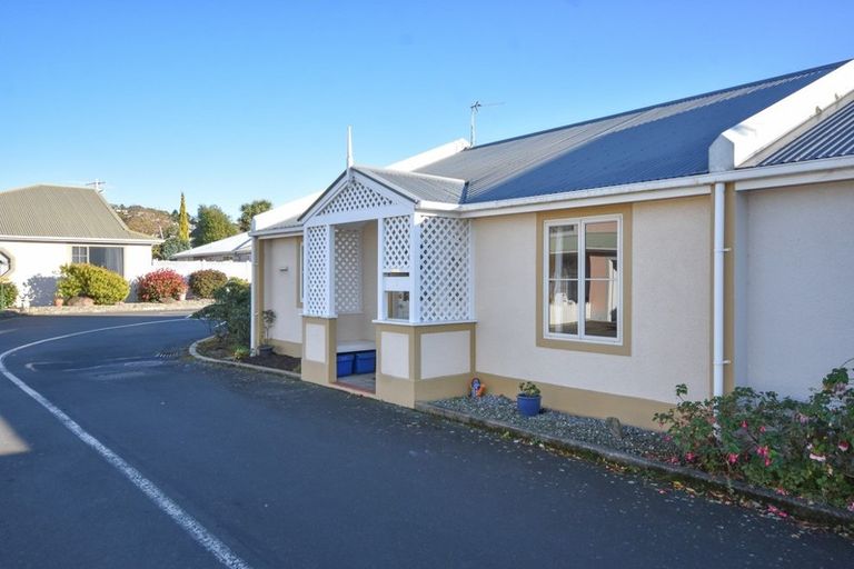 Photo of property in Balmoral Park, 6/31 Eastbourne Street, Caversham, Dunedin, 9012