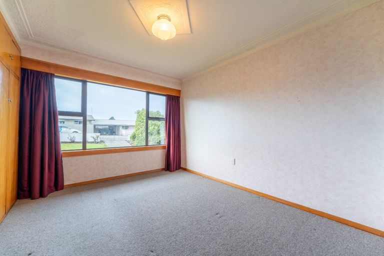 Photo of property in 10 Avenue Road, West End, Timaru, 7910