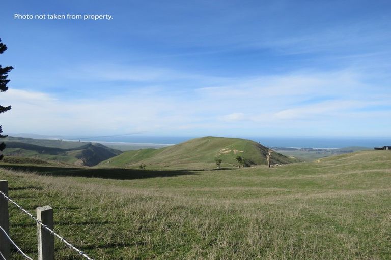 Photo of property in 668c Old Hill Road, Porangahau, 4291