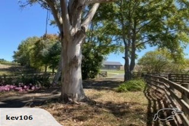 Photo of property in 1502 Weranui Road, Wainui, Silverdale, 0994