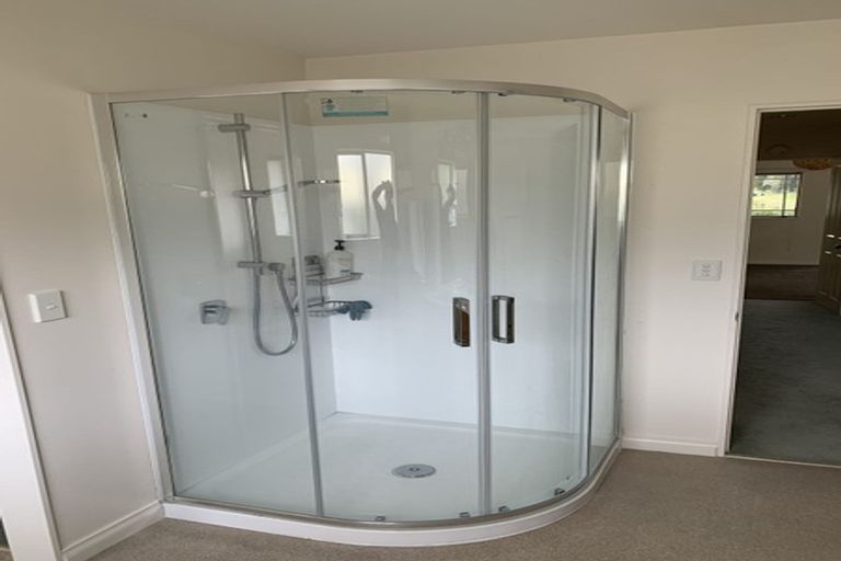 Photo of property in 32a Weka Road, Raumati Beach, Paraparaumu, 5032