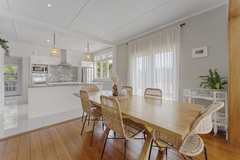 Photo of property in 6 Ngaio Street, Strandon, New Plymouth, 4312