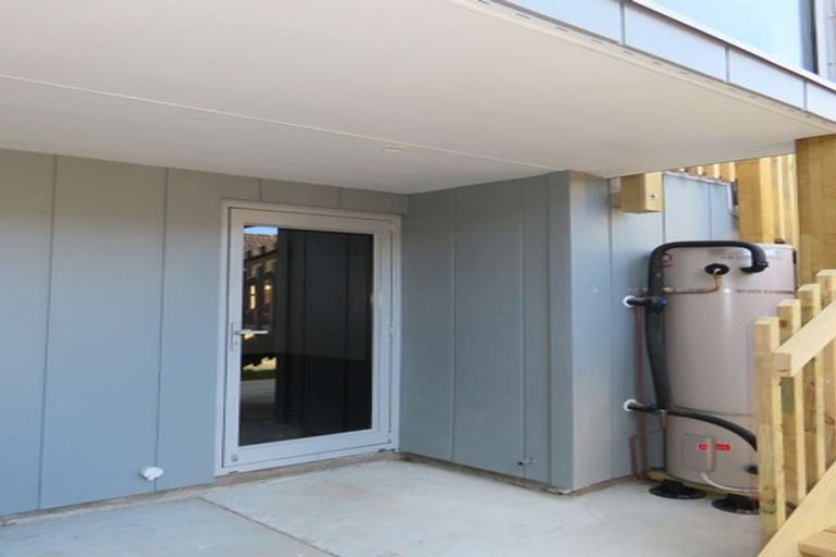 Photo of property in 3/246 Marine Parade, New Brighton, Christchurch, 8061