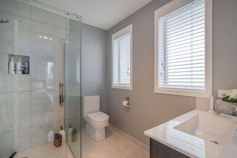 Photo of property in 7 Ronomor Place, Whitianga, 3510