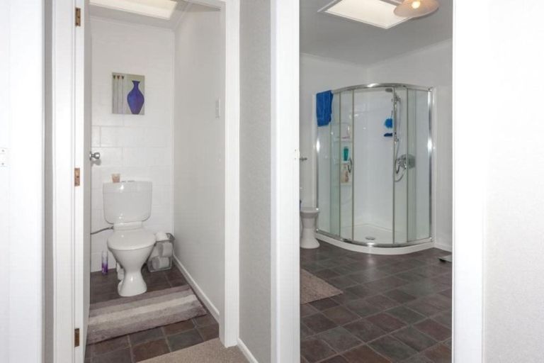 Photo of property in 107 Chartwell Avenue, Whangamata, 3620