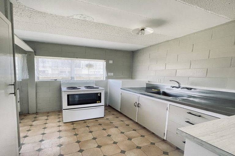 Photo of property in 8 Anzac Parade, Hamilton Central, Hamilton, 3204