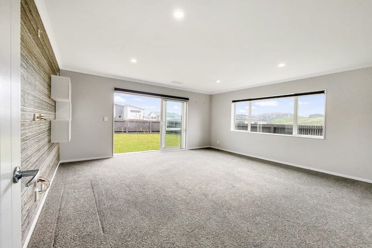 Photo of property in 14 Foxham Terrace, Churton Park, Wellington, 6037