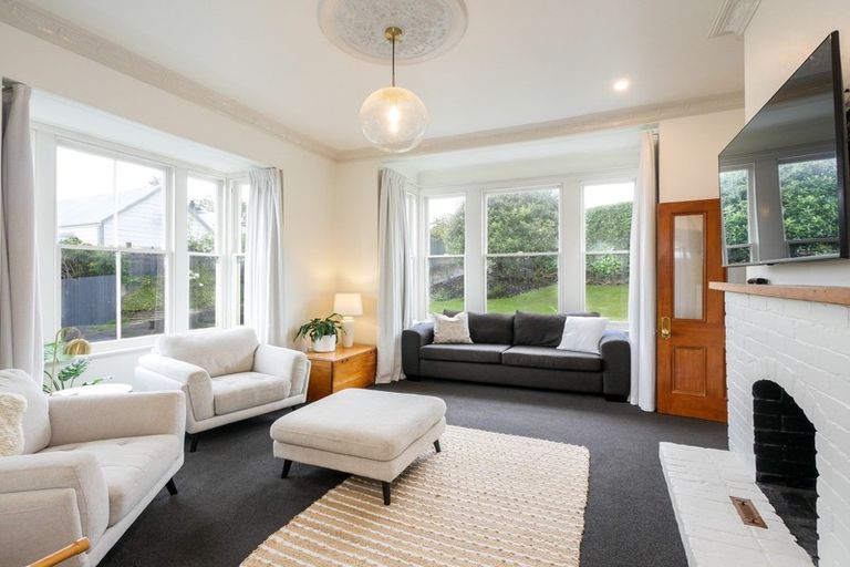 Photo of property in 114 Highgate, Roslyn, Dunedin, 9010