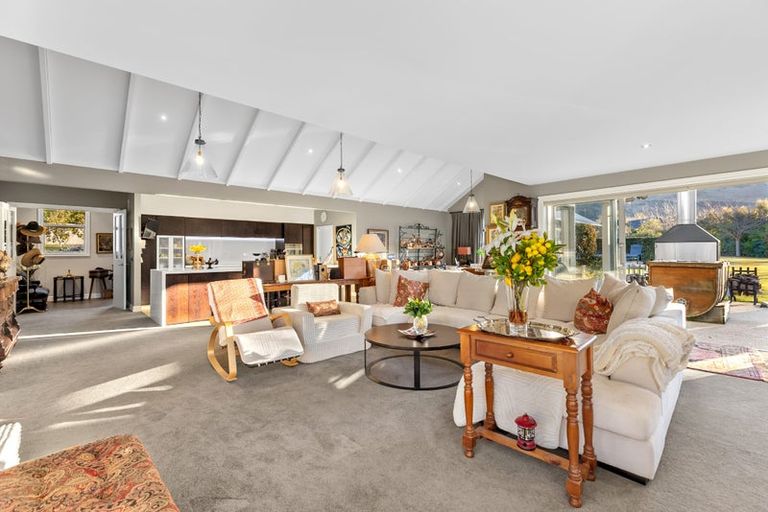 Photo of property in 9 Hollyhock Lane, Wanaka, 9305