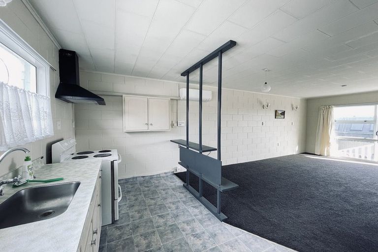 Photo of property in 12 Wellington Street, Hamilton East, Hamilton, 3216