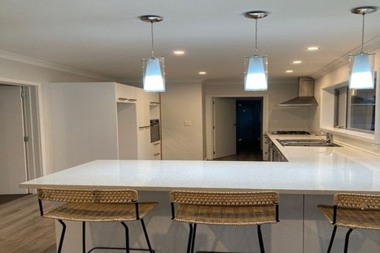 Photo of property in 8 Renfrew Street, Upper Riccarton, Christchurch, 8041