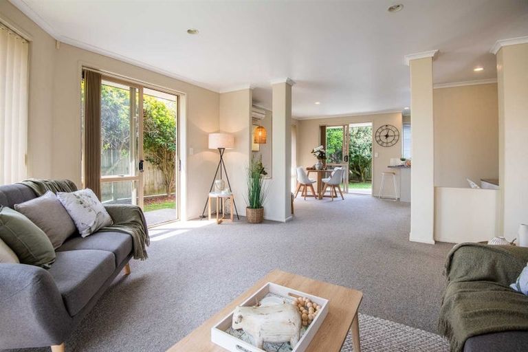 Photo of property in 4 Willscarlet Lane, Hamilton East, Hamilton, 3216