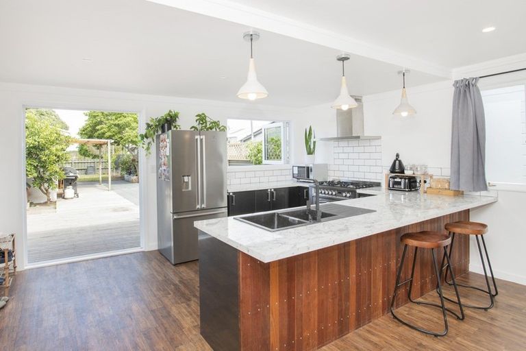 Photo of property in 402 Clifford Street, Mangapapa, Gisborne, 4010