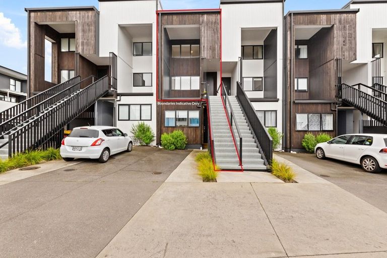 Photo of property in 59 Rangihina Road, Hobsonville, Auckland, 0616