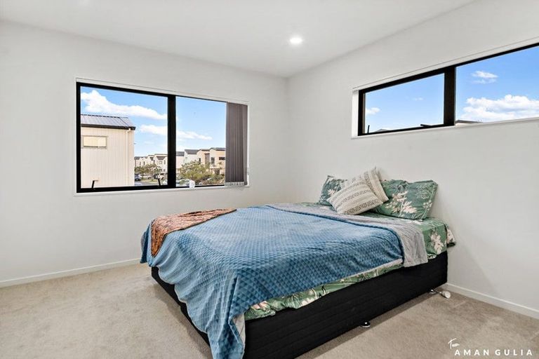 Photo of property in 72 Minhas Road, Papakura, 2110