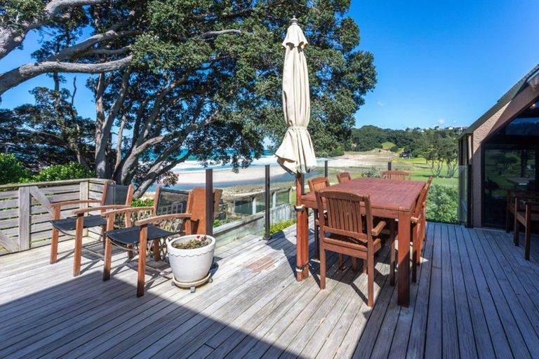 Photo of property in 118 Bambury Place, Onemana, Whangamata, 3691