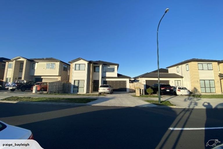 Photo of property in 3 Hakinakina Drive, Flat Bush, Auckland, 2019
