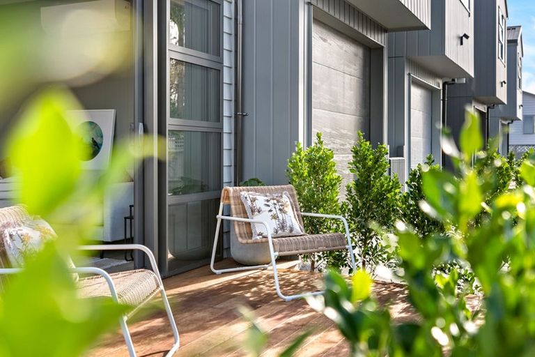 Photo of property in 3 Trafalgar Road, Milford, Auckland, 0620