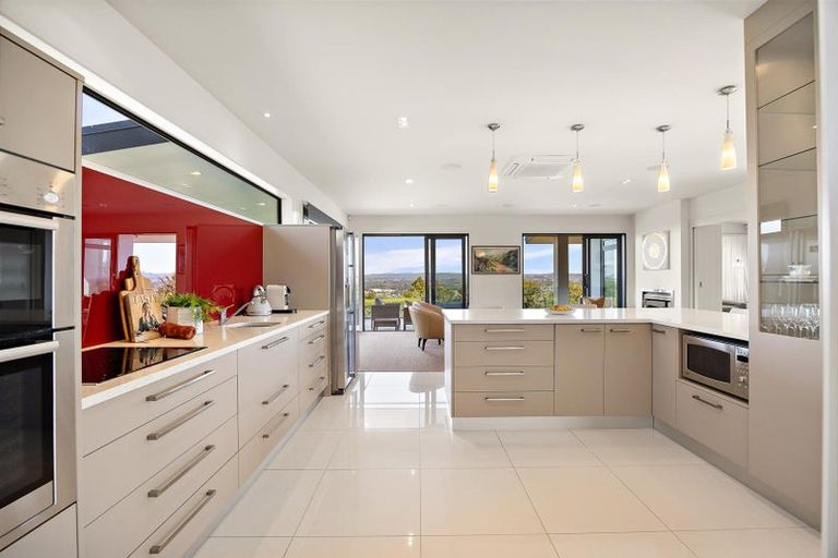 Photo of property in 55 Pinetone Road, Kumeu, 0892