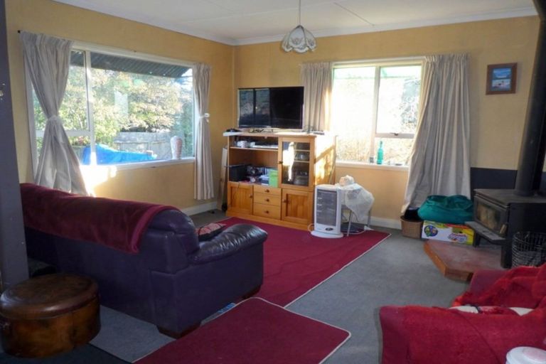 Photo of property in 2 Ord Street, Herbert, Oamaru, 9495