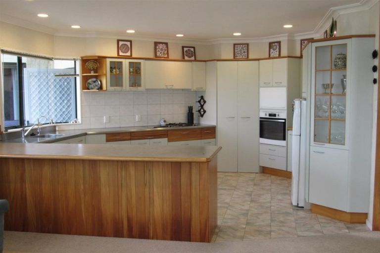 Photo of property in 31 Wilson Street, Hawera, 4610