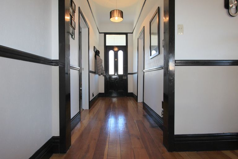 Photo of property in 37 Muller Road, Blenheim, 7201