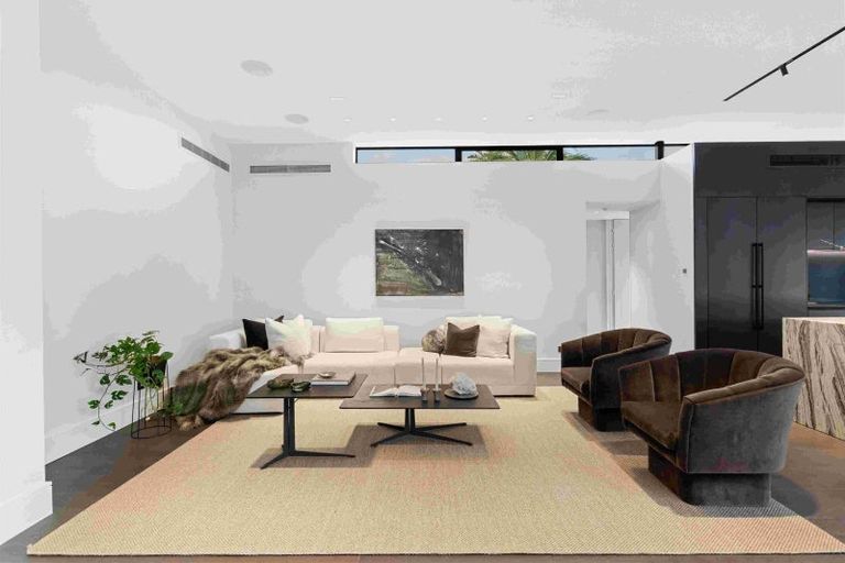 Photo of property in 32 Tuhaere Street, Orakei, Auckland, 1071