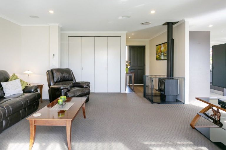 Photo of property in 4 Ernest Kemp Rise, Wharewaka, Taupo, 3330