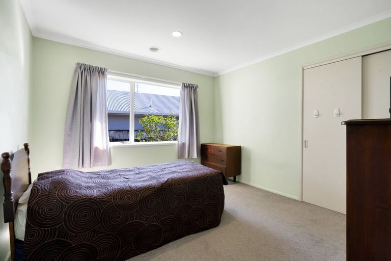 Photo of property in 12 Davies Road, Hurdon, New Plymouth, 4310
