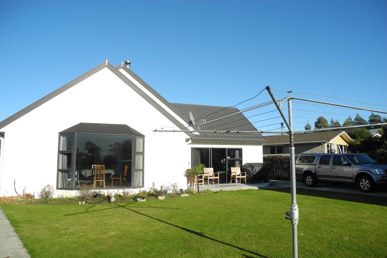 Photo of property in 8 Grace Street, Waimate, 7924