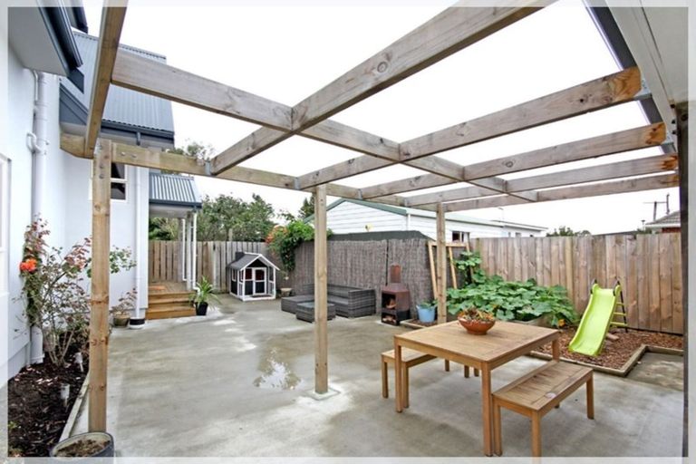 Photo of property in 10 Guildford Street, Levin, 5510