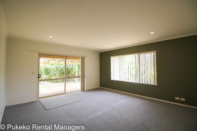 Photo of property in 6 Blackwood Drive, Wattle Downs, Auckland, 2103