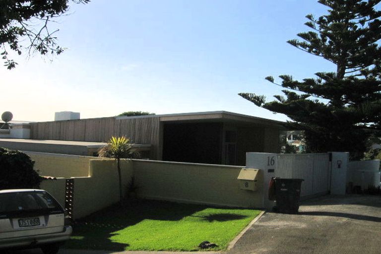 Photo of property in 16 Bothamley Lane, Titahi Bay, Porirua, 5022