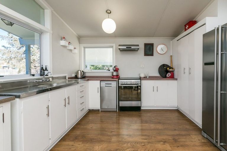 Photo of property in 24 Mangarau Crescent, Havelock North, 4130