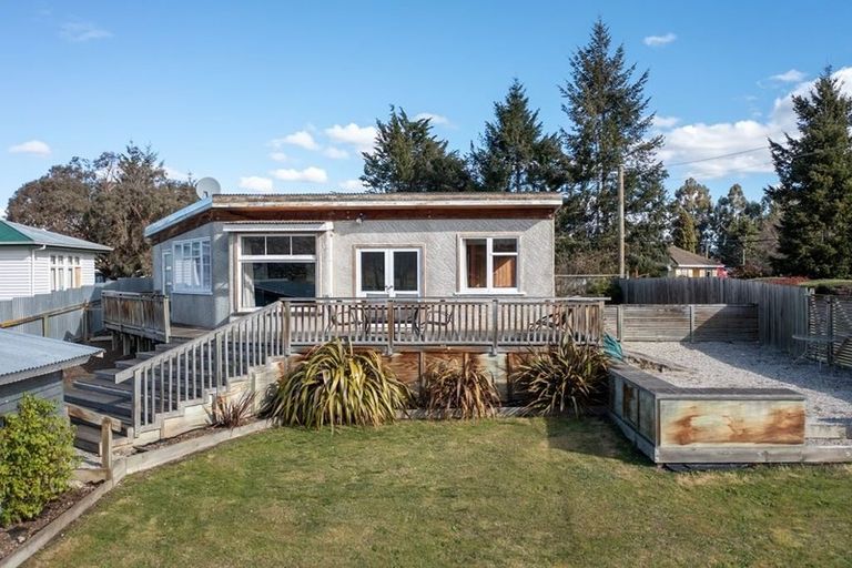 Photo of property in 10 Domain Road, Ettrick, Roxburgh, 9572