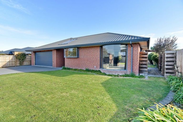 Photo of property in 15 Green Street, Rangiora, 7400