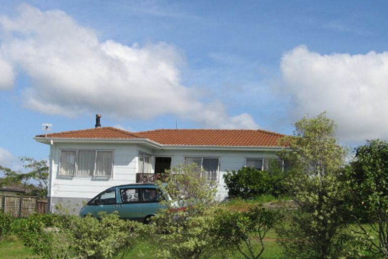 Photo of property in 6 Benchmark Drive, Massey, Auckland, 0614