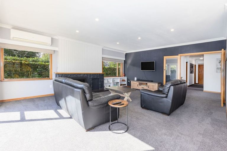 Photo of property in 397 Te Moana Road, Waikanae, 5036