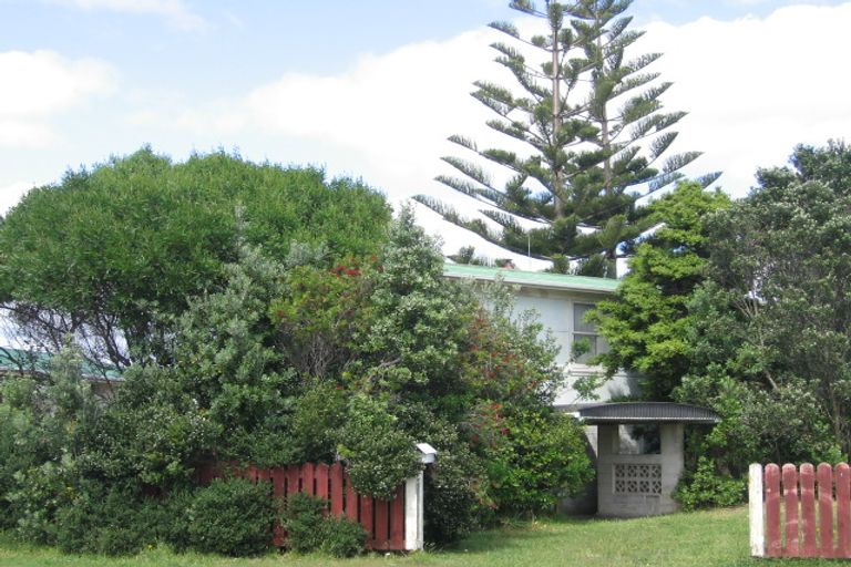 Photo of property in 262 Seaforth Road, Waihi Beach, 3611