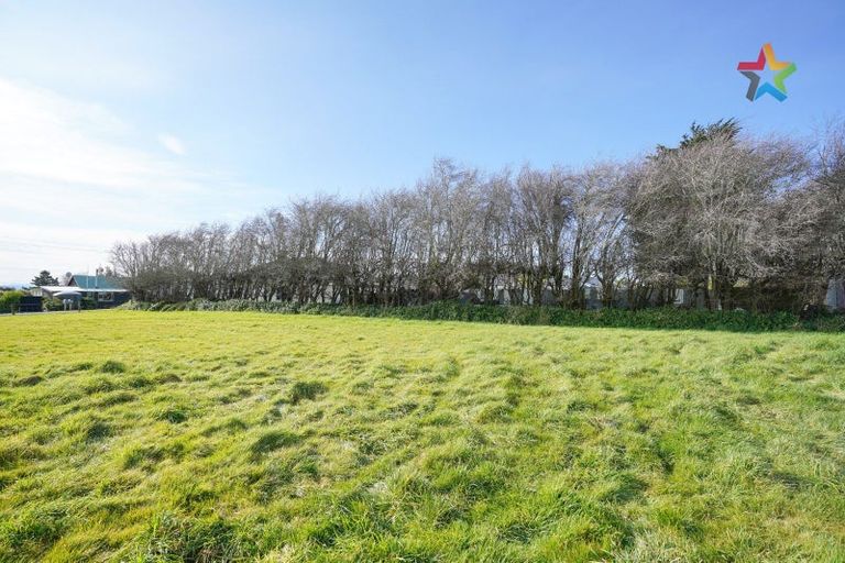 Photo of property in 11 Middleton Street, Thornbury, Riverton, 9883