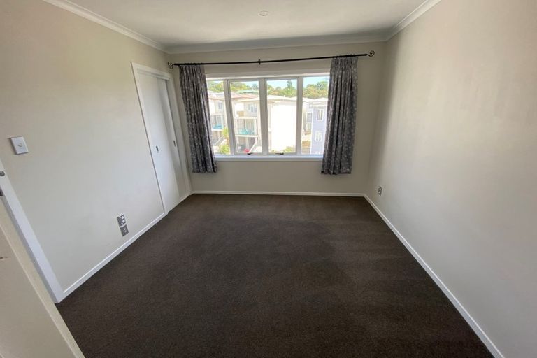 Photo of property in 9 Panakenake Way, Flat Bush, Auckland, 2019