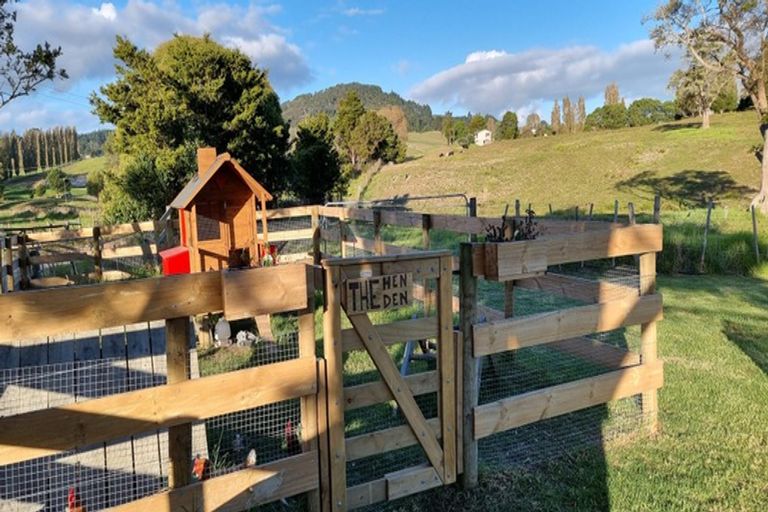 Photo of property in 26 Brynderwyn Road, Brynderwyn, Maungaturoto, 0587