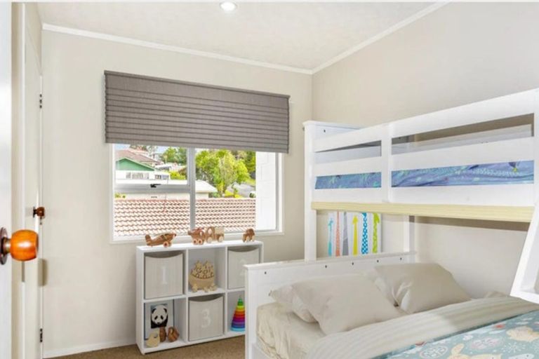 Photo of property in 48 Zita Maria Drive, Massey, Auckland, 0614