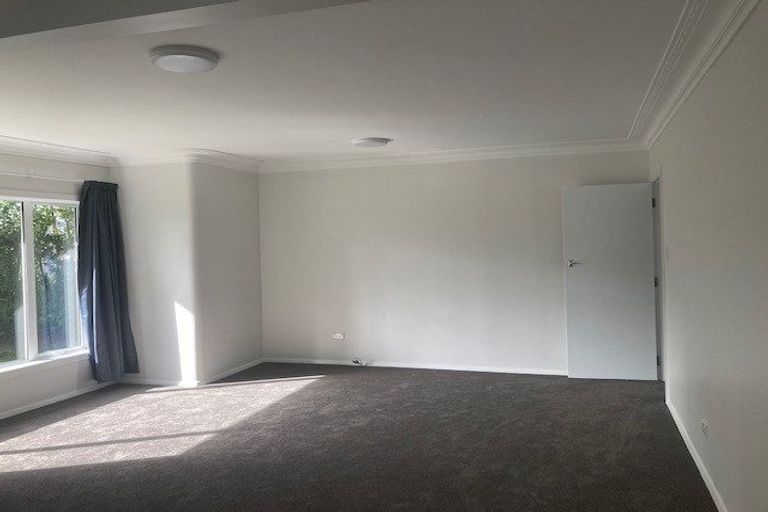 Photo of property in 17 Laurie Avenue, Papakura, 2110